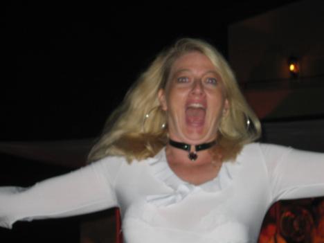 Party 256.jpg   15kb   26.03.2021 22:26:05